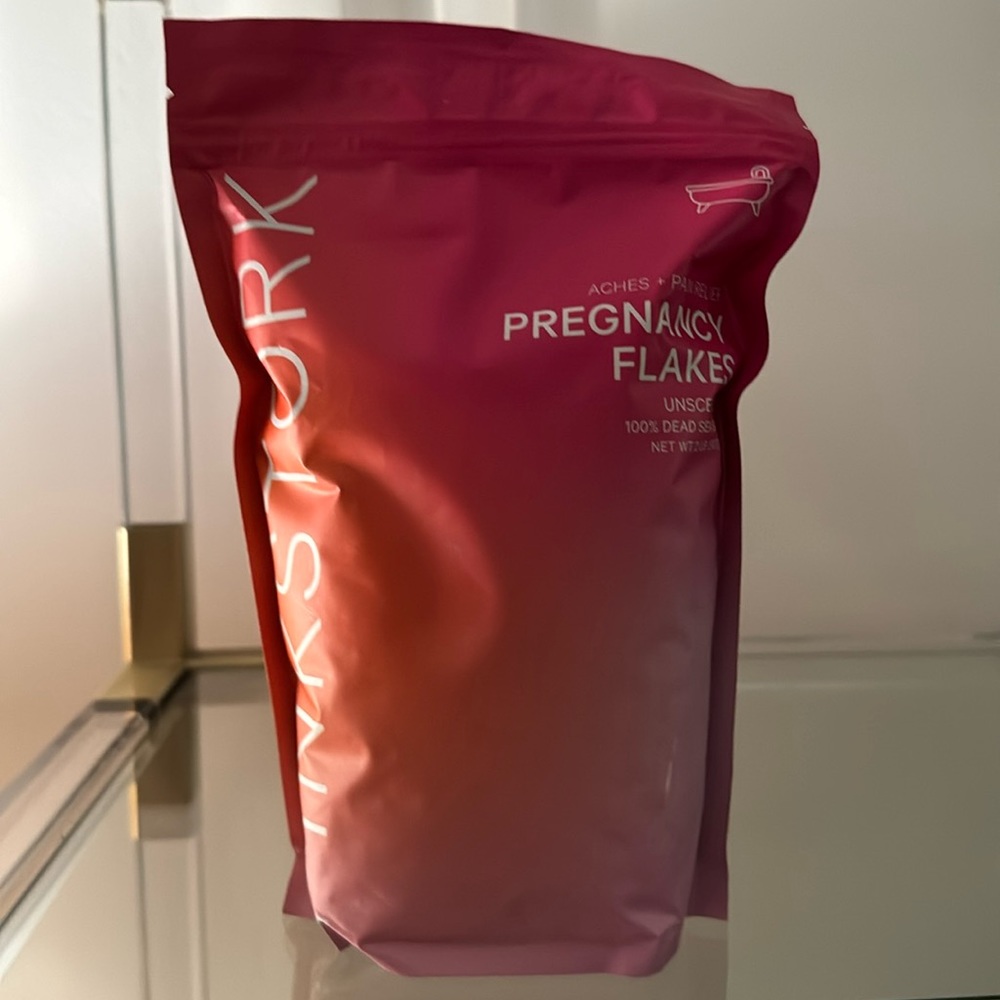 Pink Stork Pregnancy Flakes Sea Salt Bath and Body